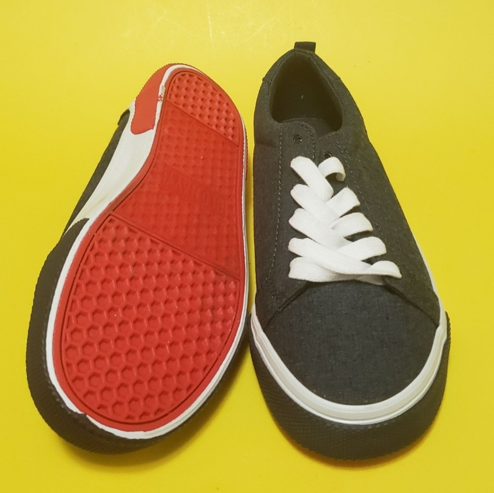 Old Navy Shoes Size 1